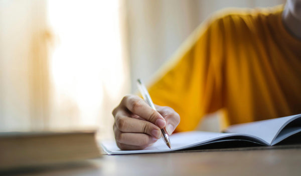 5 Ways to Unplug for National Handwriting Day